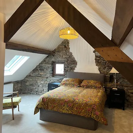 Forge Masters Luxury In Village Holiday home